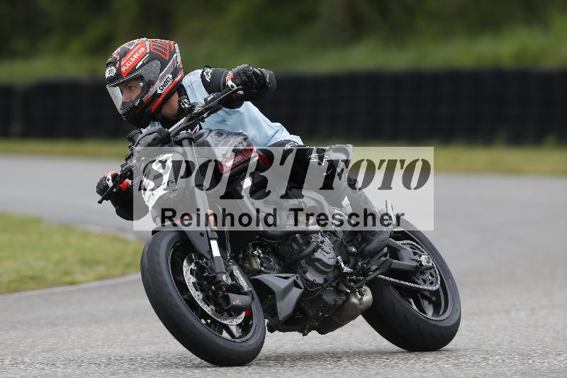 Archiv-2025/06 18.04.2025 Speer Racing ADR/Instruktorentraining/23